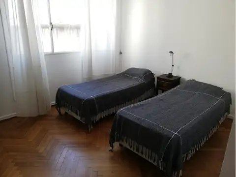 Luminoso y amplio depto en Recoleta 