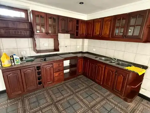 Casa en Alquiler 3 ambientes - Malvinas Argentinas