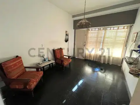 Estanislao Lopez 1400, Piso 0