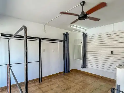 Local en Venta en Alberdi, USD 17.000