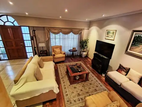 Casa en Venta en Rosario, USD 430.000