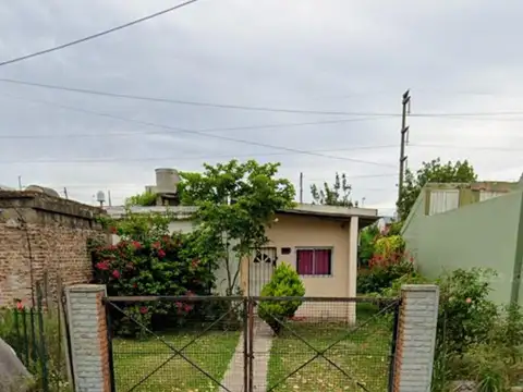 Hermoso lote 10x30 c/casa a refaccionar lote Ituzaingó norte