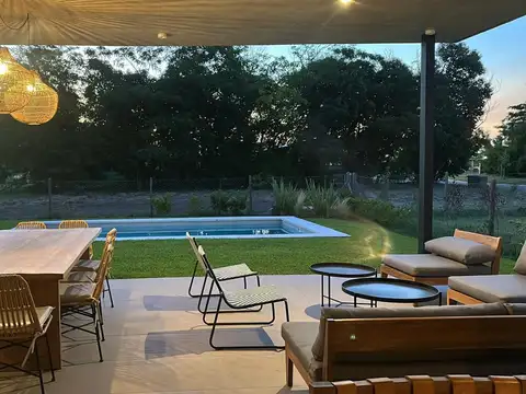 Casa en Alquiler de 3 dormitorios