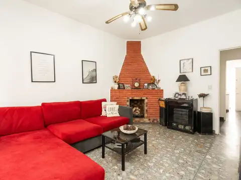 VENTA DE CASA/PH 3 DORM. PATIO Y MUCHA LUZ, MUNRO