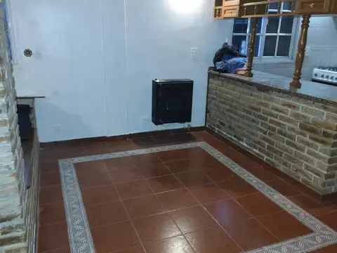 Depto Tipo Casa en Alquiler de 2 dormitorios