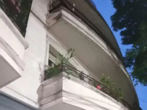 DEPARTAMENTO 3 AMBIENTES LATERAL