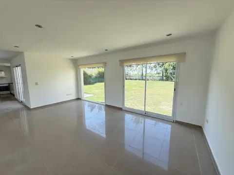 Casa en Venta al Oeste