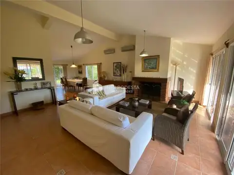 Casa en Alquiler en Punta del Este, USD 9.400