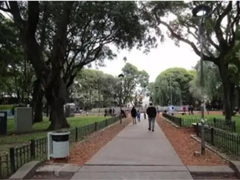 2 Amb con Balcón en Pozo!  con Baño en Suite y Toilette.