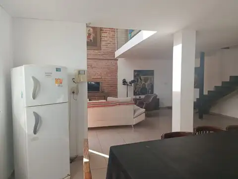 Depto Tipo Casa en Venta 11 años