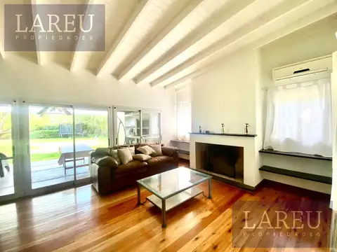 Casa en Alquiler de 3 dormitorios