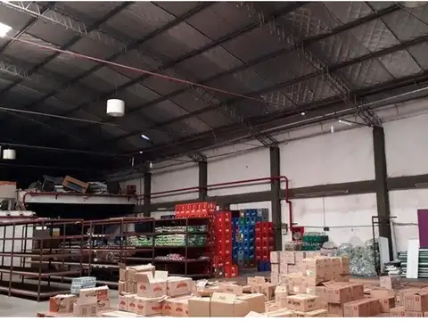 Galpon en Venta 24  mts Frente