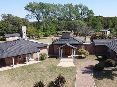 VENTA CASA QUINTA EN EL QUEBRACHAL, CORDOBA CAP.