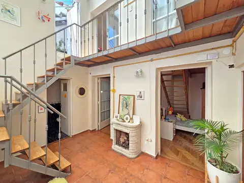 Depto Tipo Casa en Venta de 4 dormitorios