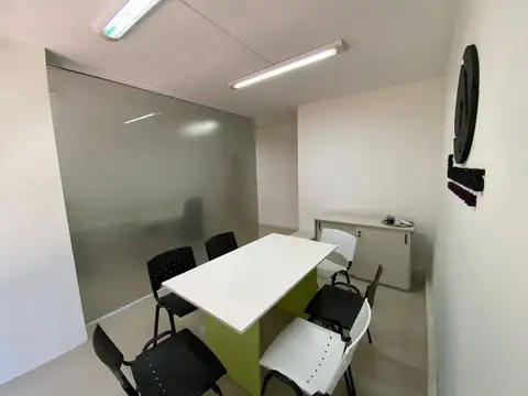 Oficina en Alquiler en San Nicolás, $ 400.000