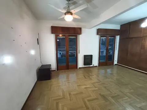 Depto Tipo Casa en Alquiler de 2 ambientes