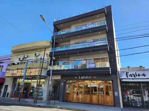 DPTO 2 AMB. EN CONTRAFRENTE LUMINOSO, 1º PISO   A ESTRENAR