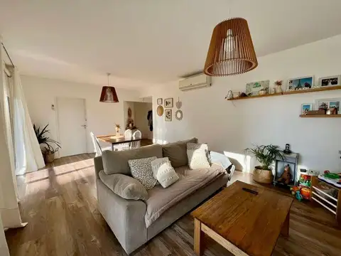 Departamento 4 ambientes con 2 baños