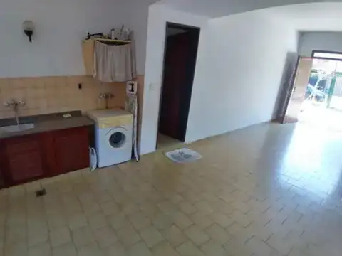 Casa 4 Ambientes en Venta - Paso del Rey -