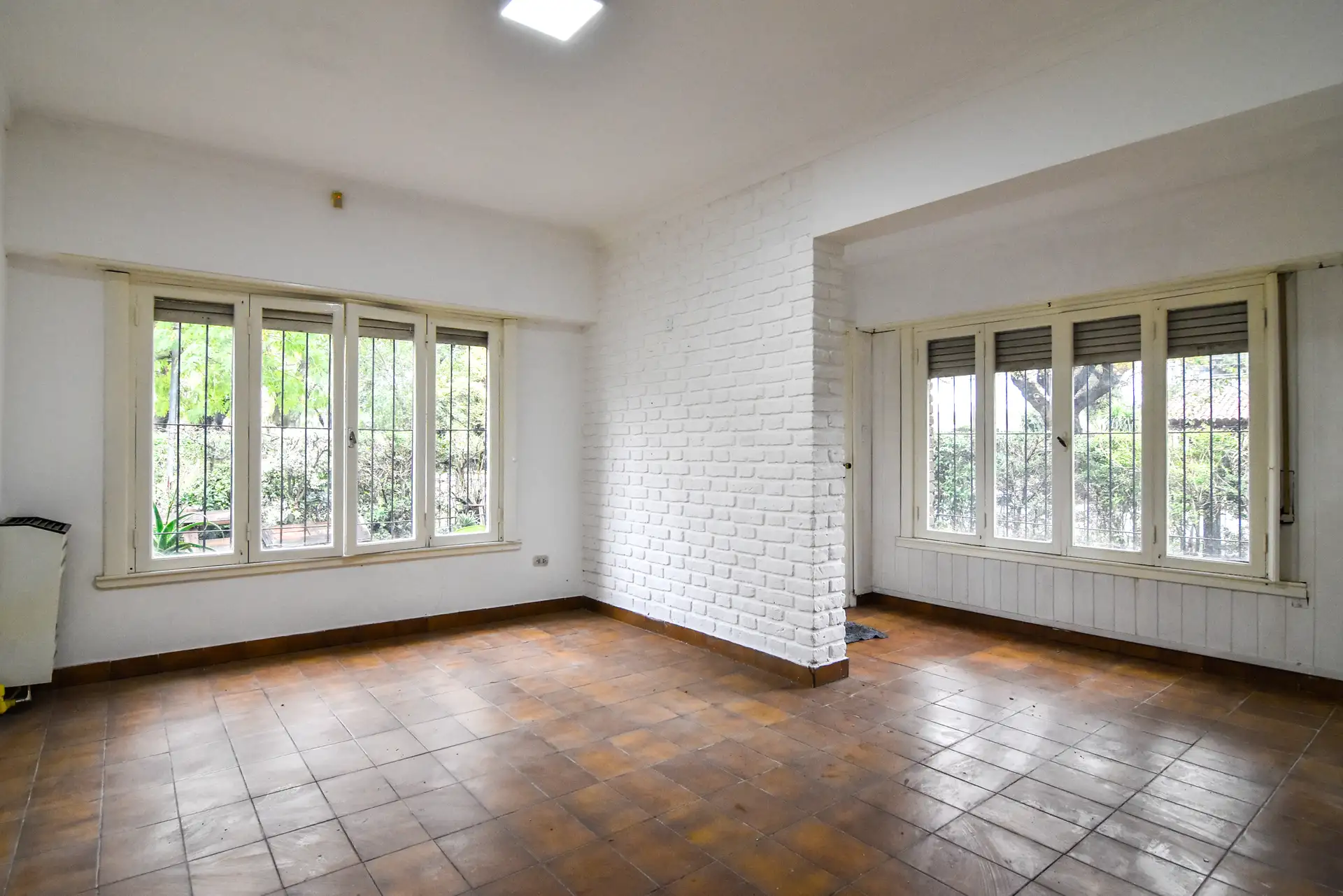 En block: Casa 3 amb. + Depto. 3 amb. - Ap Credito- Bosque Alegre