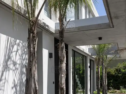 Casa en Venta de 5 dormitorios