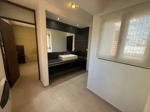 HERMOSO DEPARTAMENTO EN ALQUILER 4 AMBIENTES