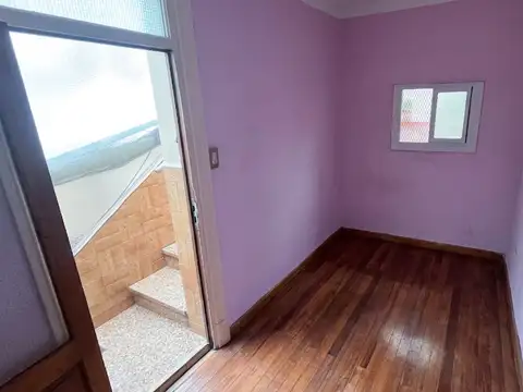 Depto Tipo Casa en Venta 40 años