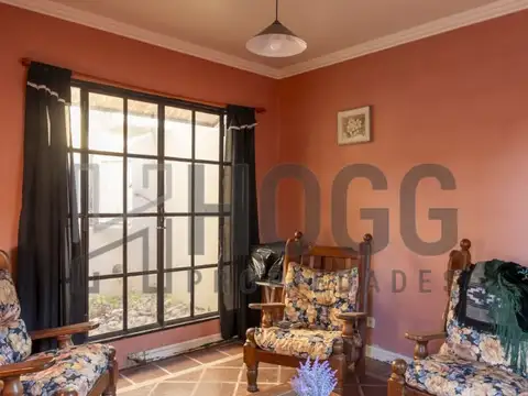 Casa 4 ambientes con 1 baño
