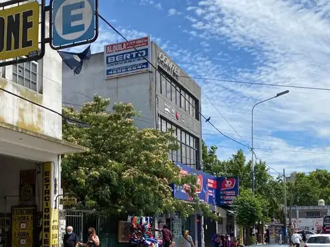 Oficina en Alquiler en Moron Sur, $ 1.700.000