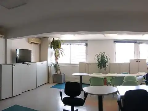 Oficina en Venta 70 años