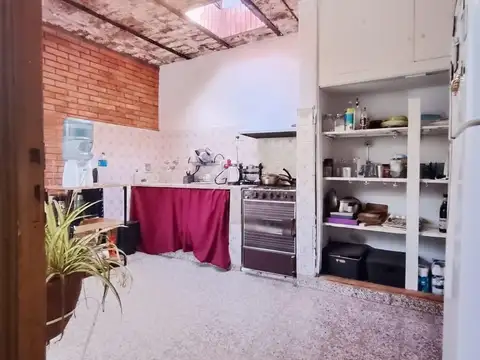 VENTA Terreno en excelente ubicación en Villa Maipú c/ Casa de 121m2 - patio jardín y parrilla