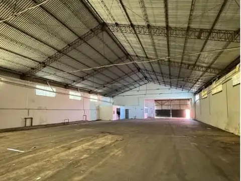 Venta Galpon en Av Anta y Rivadavia, Zárate