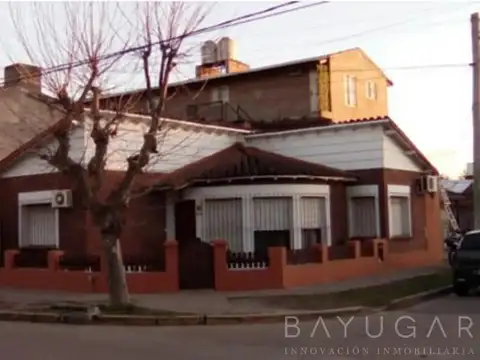 Venta Casa - Pilar Centro - Apto Crédito