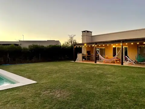 Casa en Alquiler en El Canton - Norte, Countries y Barrios Cerrados en Escobar