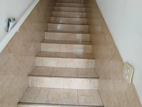Depto Tipo Casa en Venta en Ramos Mejia, USD 60.000