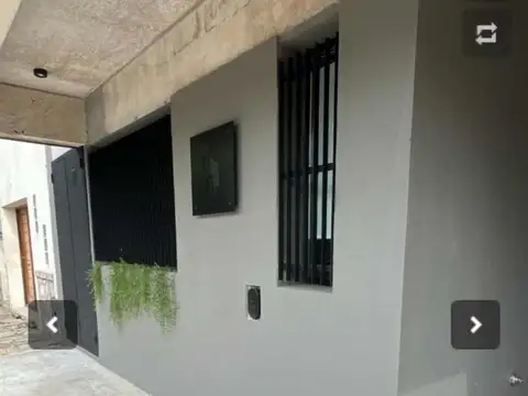 Depto Tipo Casa en Venta de Monoambiente
