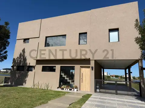 Casa en venta a la laguna en Hudson Magallanes, Pueblos del Plata