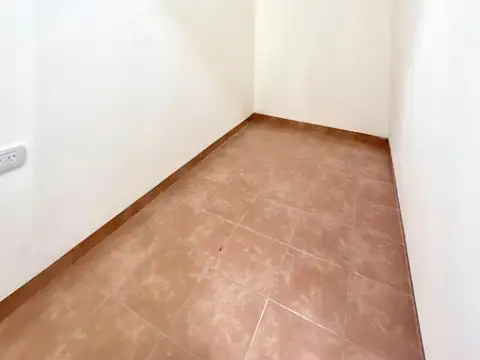 Depto Tipo Casa en Alquiler de 1 dormitorio