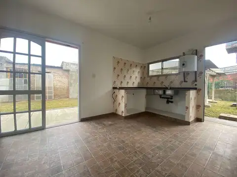 Casa en Venta en Burzaco, USD 55.000