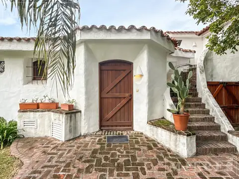 Casa en Alquiler en Olivos Golf Club, USD 1.300