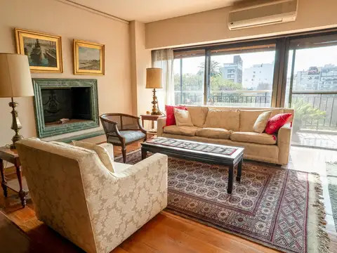 Departamento en Venta con 2 cocheras