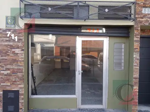 Local en Alquiler en Lanus Oeste, $ 430.000