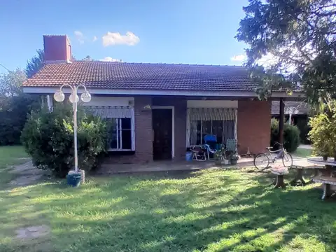 CASAQUINTA CON QUINCHO Y PISCINA!
