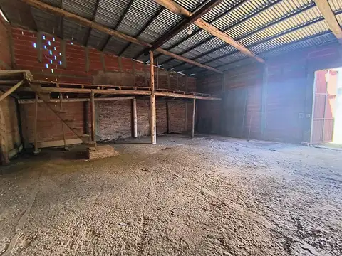 Galpon en Alquiler 5  mts Frente