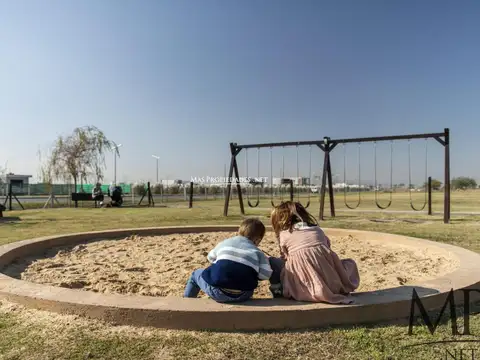 Terreno en Venta 30  mts Fondo