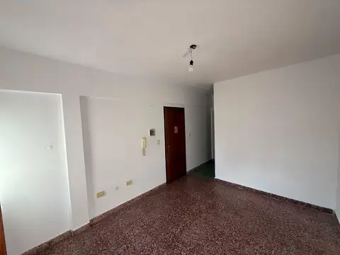 Departamento de 2 ambientes en Quilmes centro