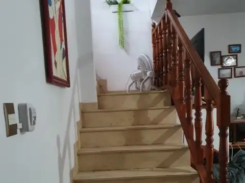 Depto Tipo Casa en Venta de 3 ambientes