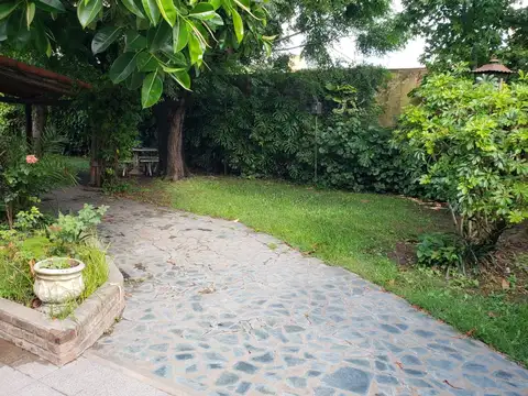 Casa en Venta en Monte Grande, USD 195.000