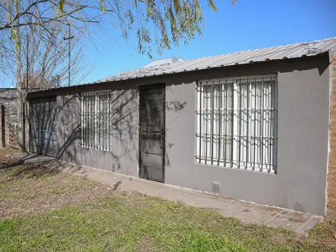 Casa en Venta de 2 dormitorios con Pileta