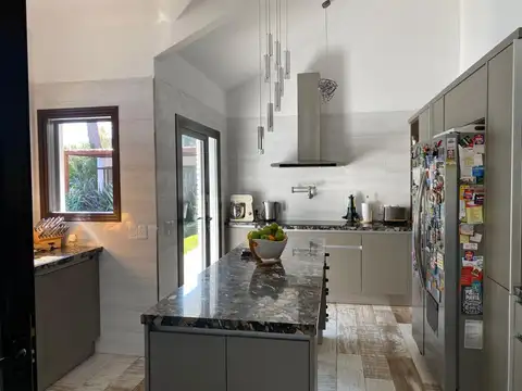 Casa en Venta en Lugano, USD 900.000